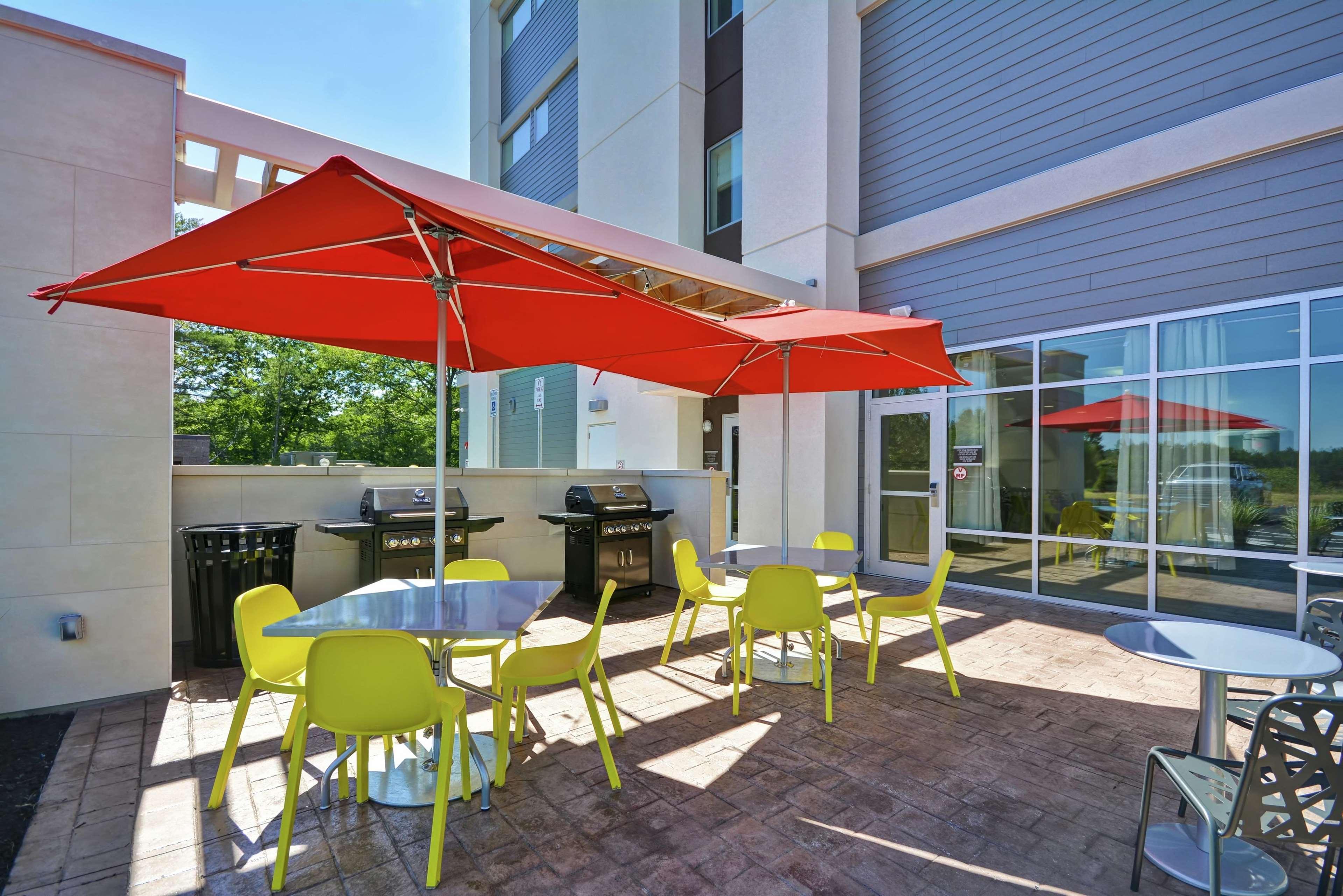 Home2 Suites By Hilton Queensbury Lake George Εξωτερικό φωτογραφία