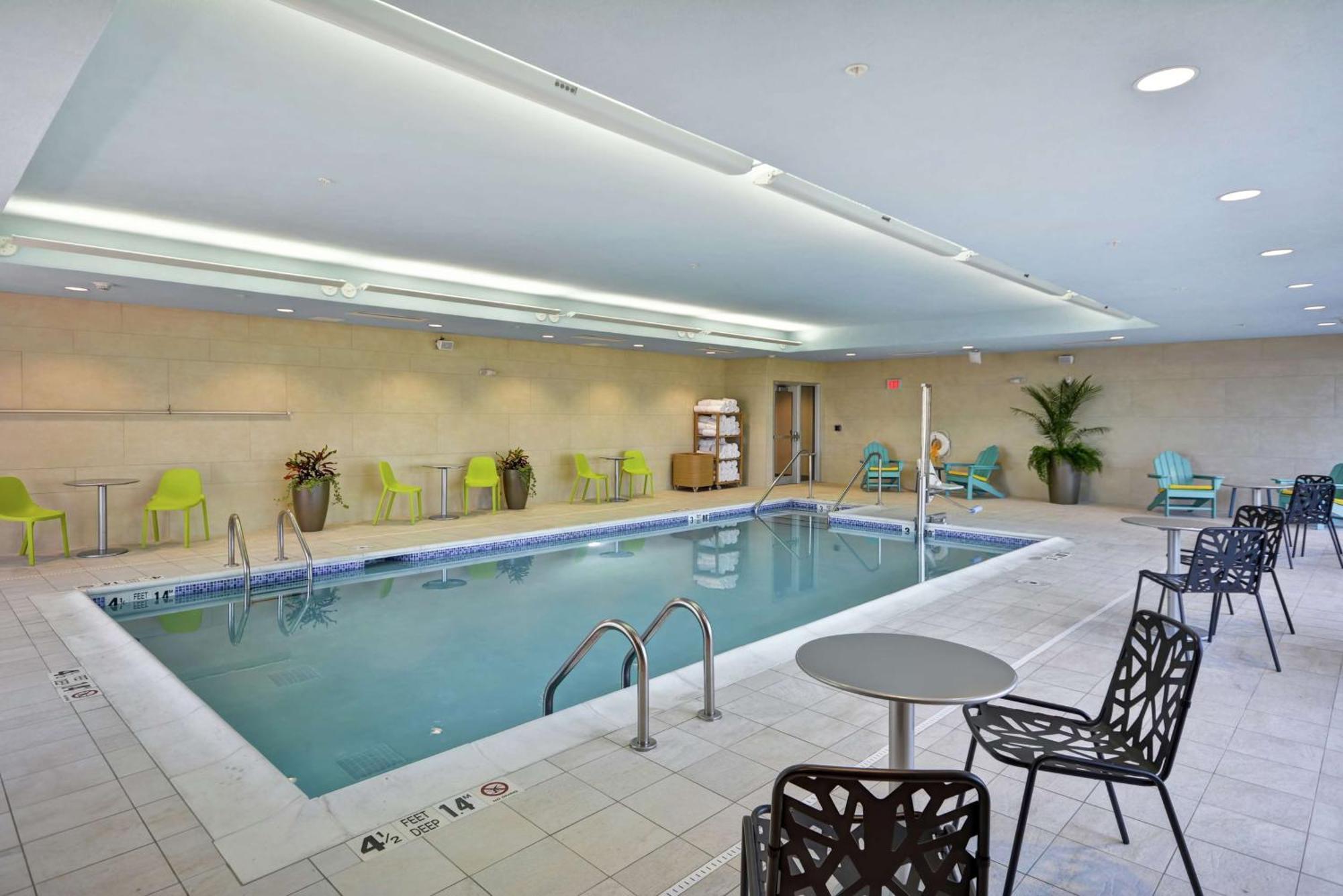 Home2 Suites By Hilton Queensbury Lake George Εξωτερικό φωτογραφία